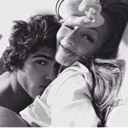 Стоит ли попробовать использовать лубрикант во время занятий любовью?